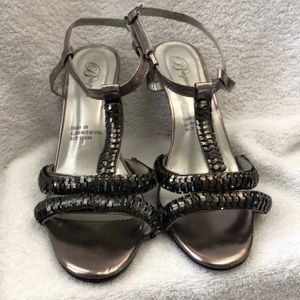 🔥8W Special Occasion Sandals Gunmetal Gray